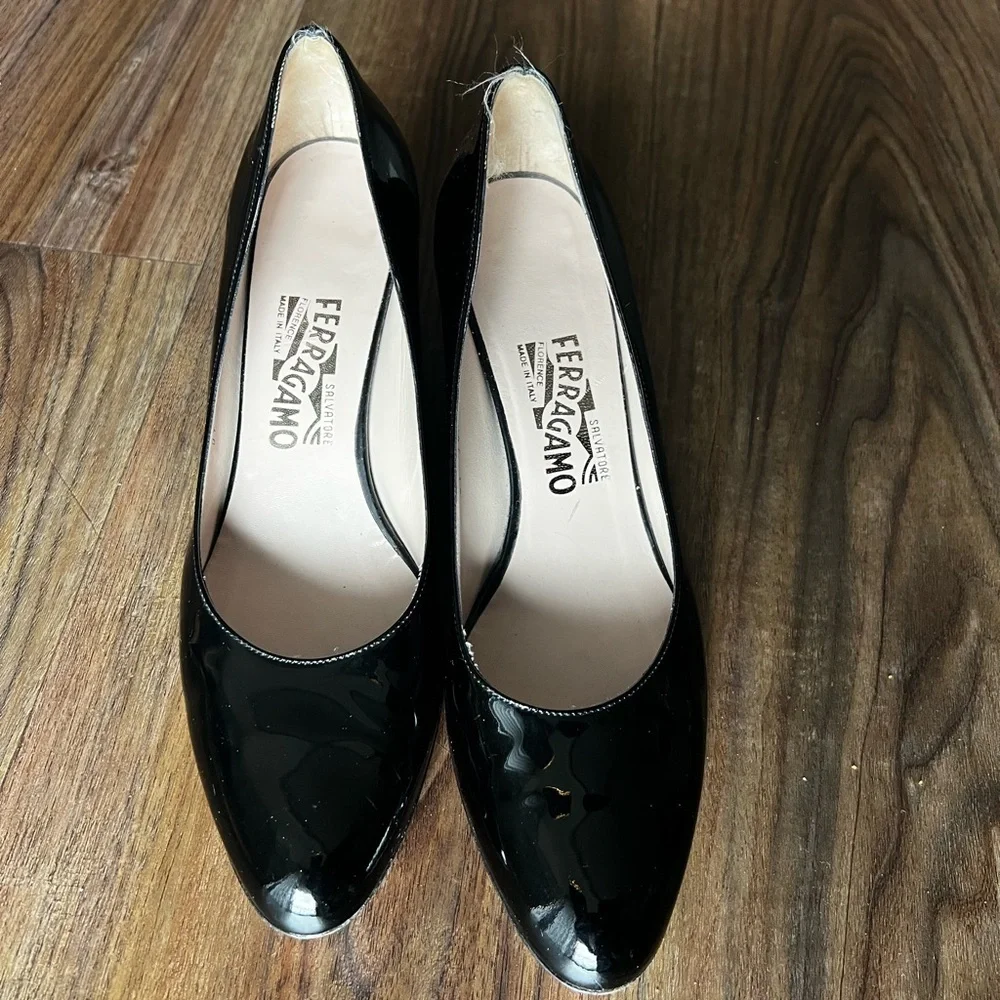 Salvatore Ferragamo Black Patent Leather Wedge Heels Women's 8.5 2A